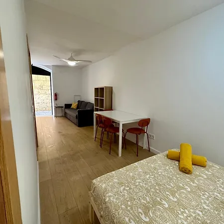 Little Horse Apartments Bajo Tarragona Exterior photo